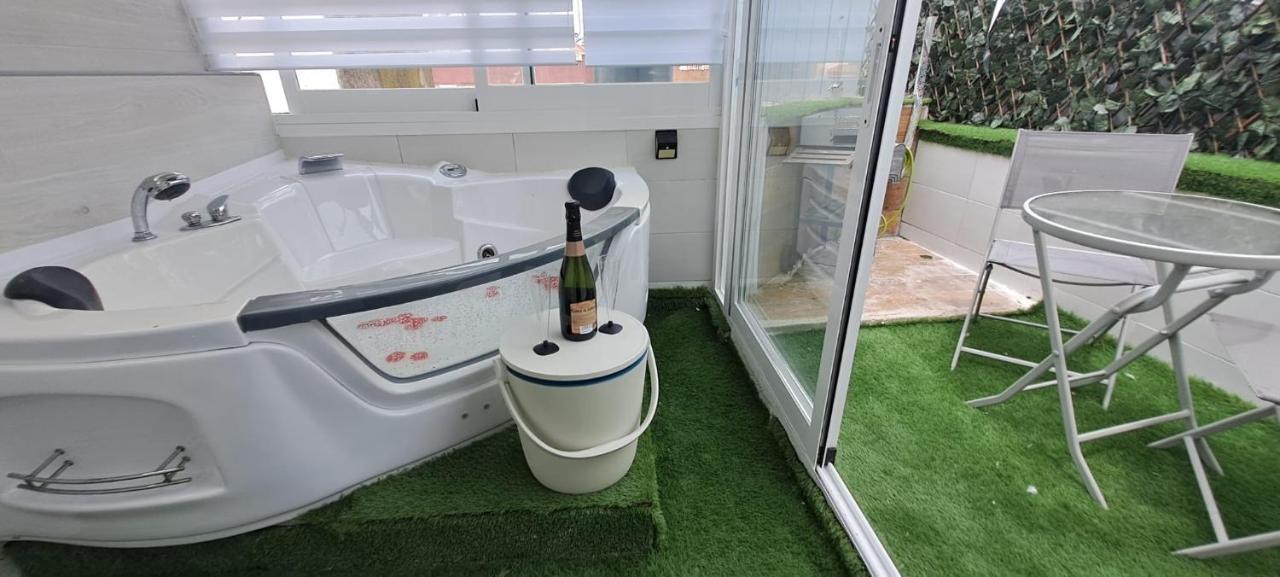 Port 3 Apartman Tarragona Kültér fotó